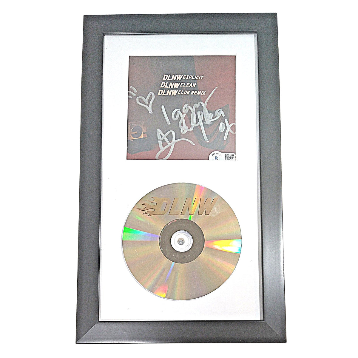 Iggy Azalea Autographed Photo Beckett BAS