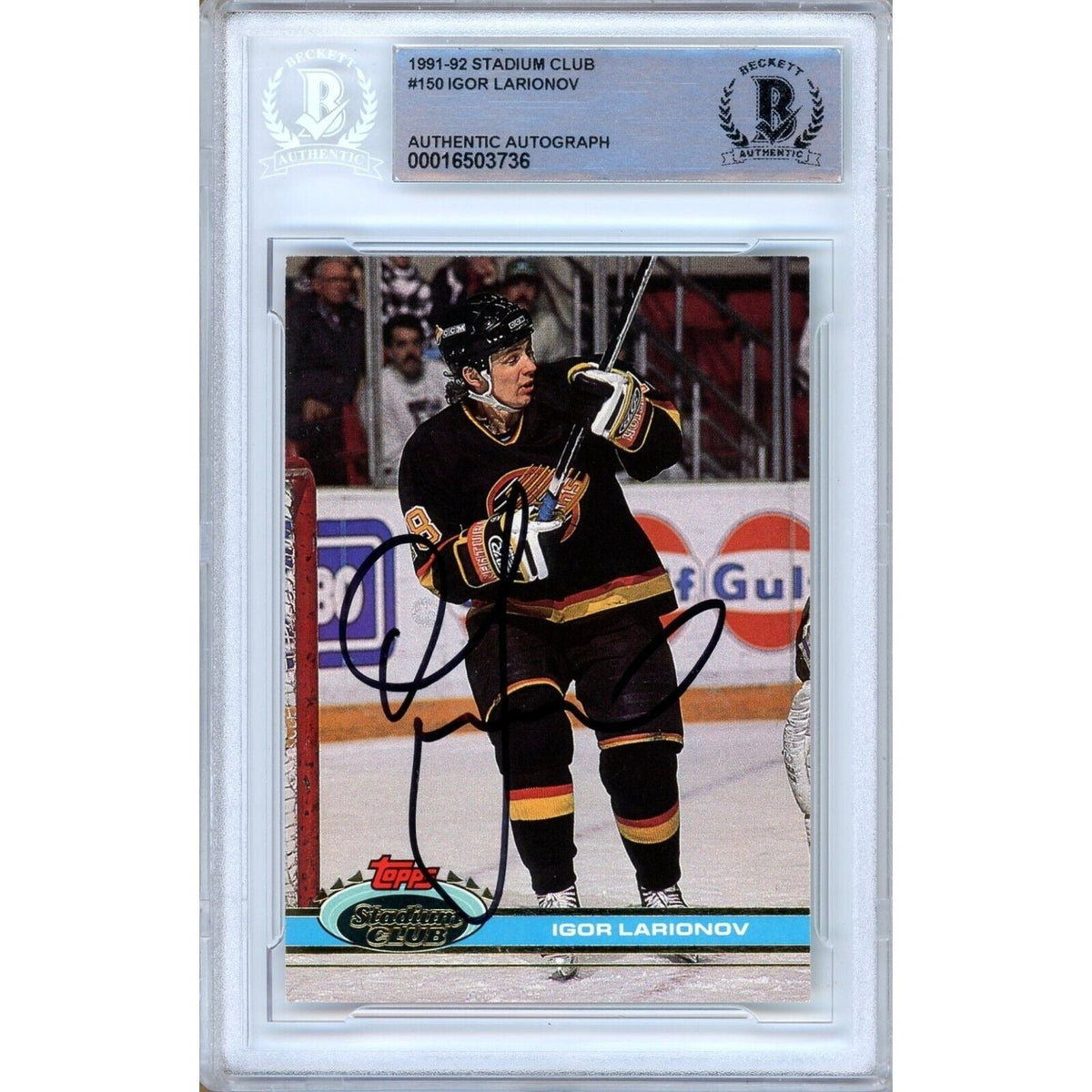 Igor Larionov Topps Stadium Club Autographed Trading Card Beckett BAS