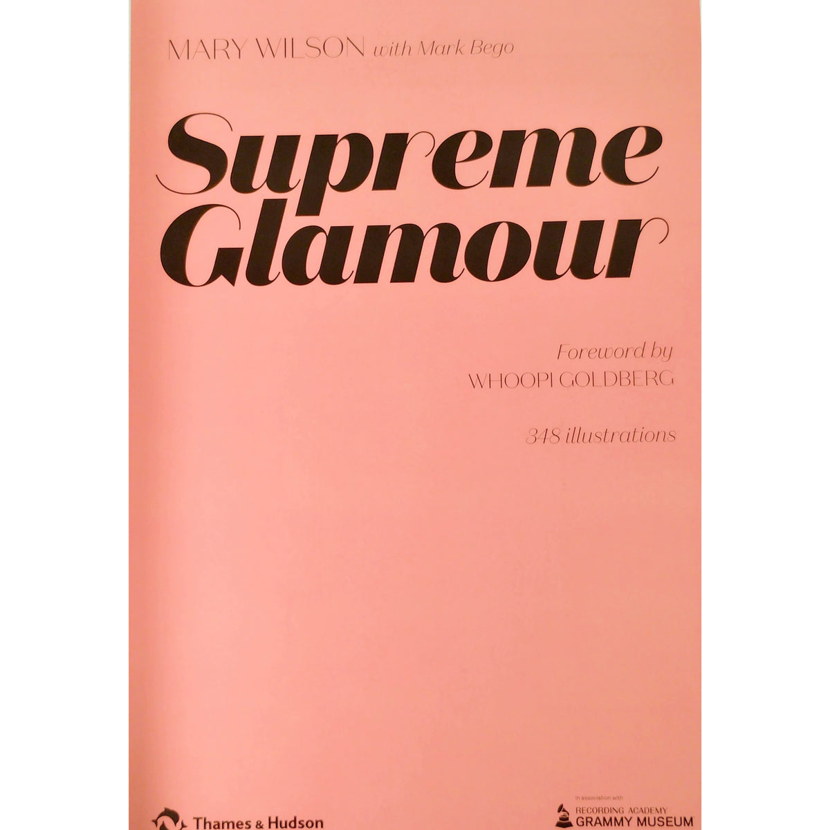 Mary Wilson Autographed Supreme Glamour Hardcover Book - Beckett Authentication