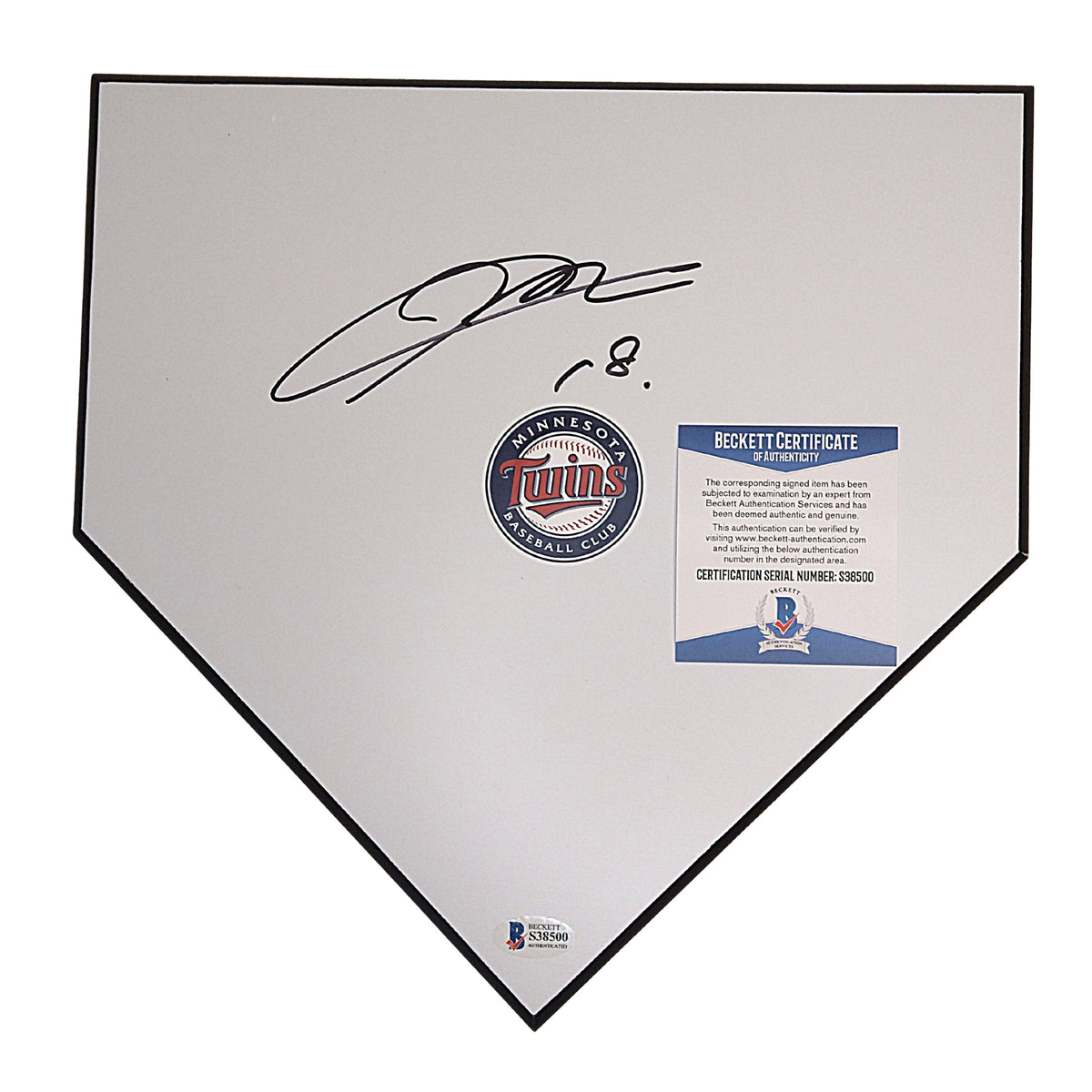 Kenta Maeda Minnesota Twins Autographed Trading Card Beckett BAS