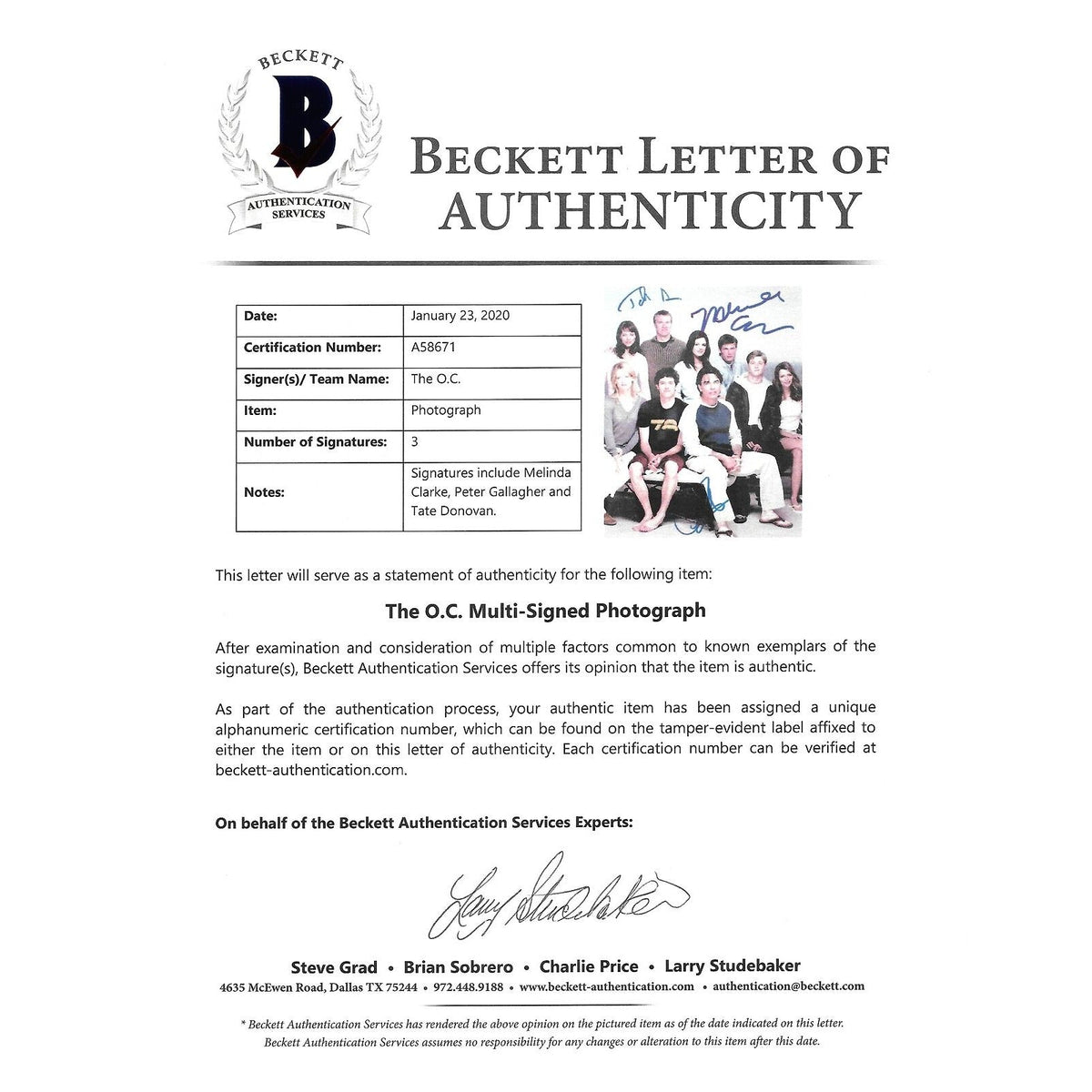 The Cast Photo Melinda Clarke Signed Beckett BAS