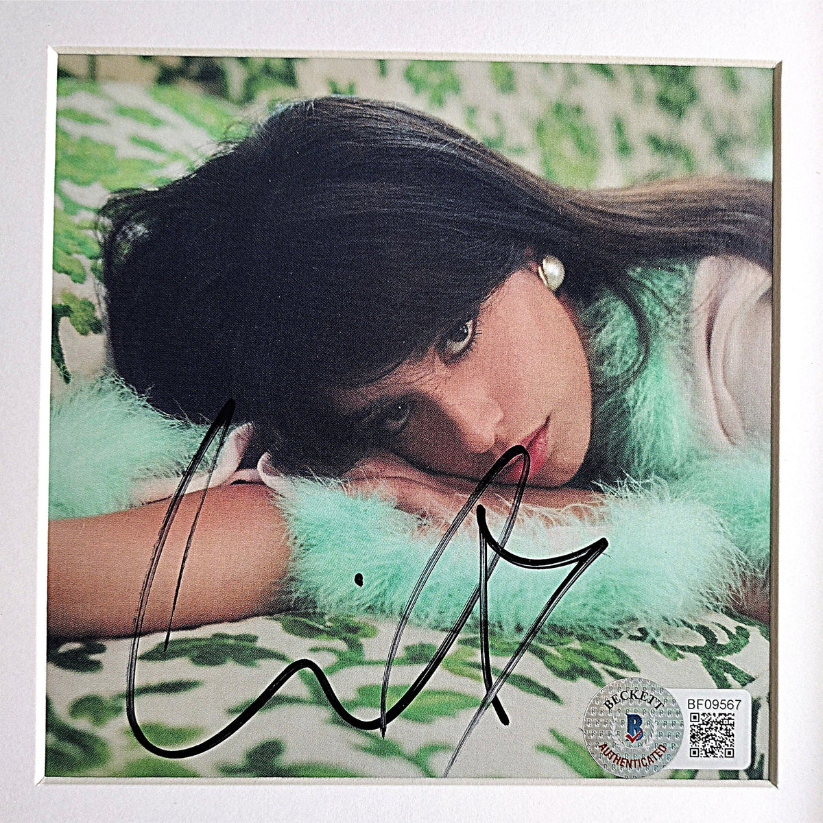 Camila Cabello Signed Familia Cd Beckett BAS