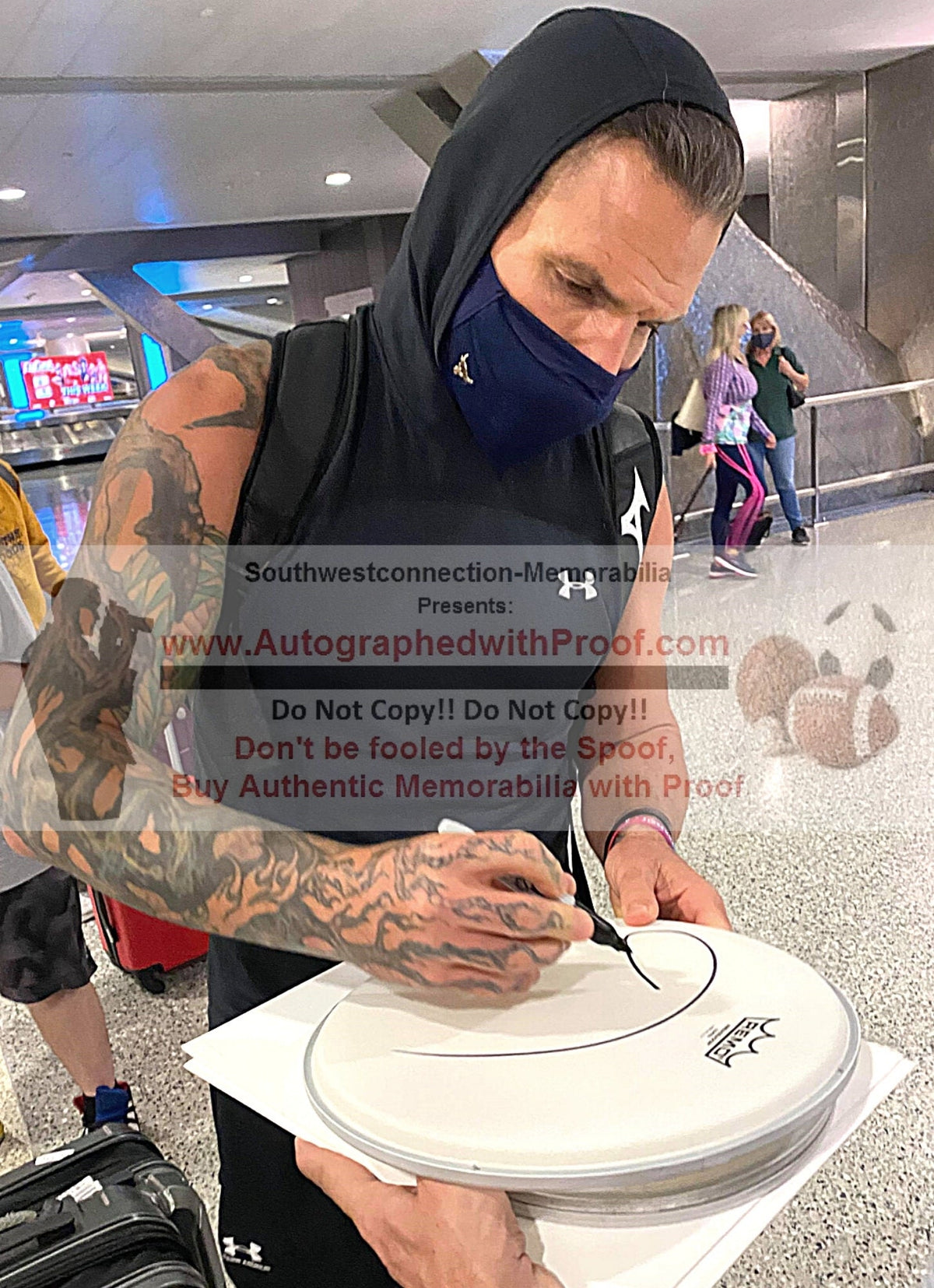 Jeff Hardy Autographed Remo Signed Trading Card Beckett BAS