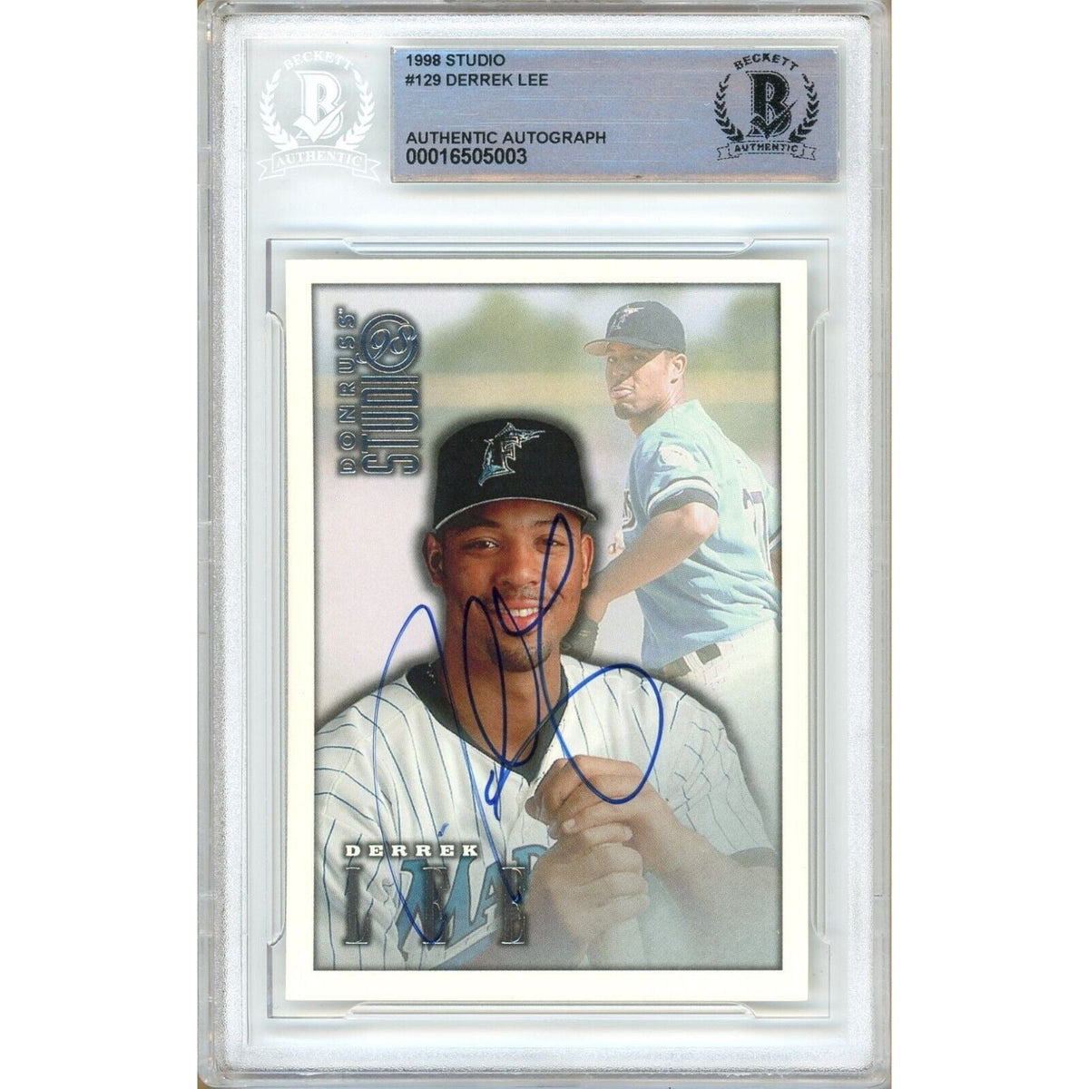 Derrek Lee Donruss Studio Autographed Trading Card Beckett BAS